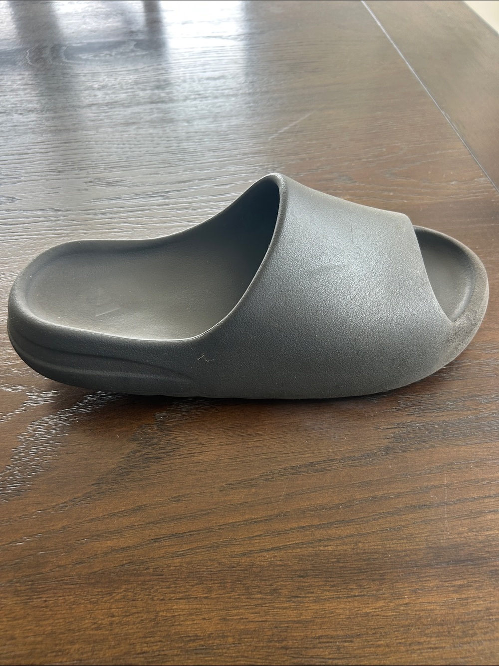 Yeezy Slide (Right only) Onyx Black